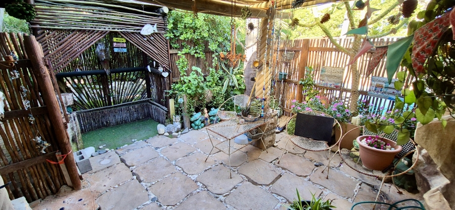 5 Bedroom Property for Sale in Flamingo Vlei Western Cape